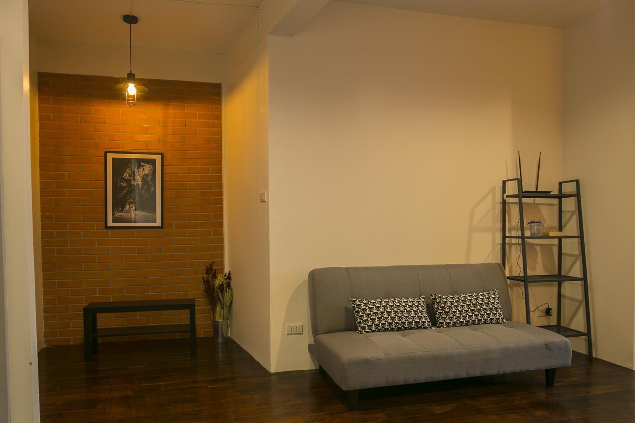 פטצ'אבורי Chedi View Hostel מראה חיצוני תמונה