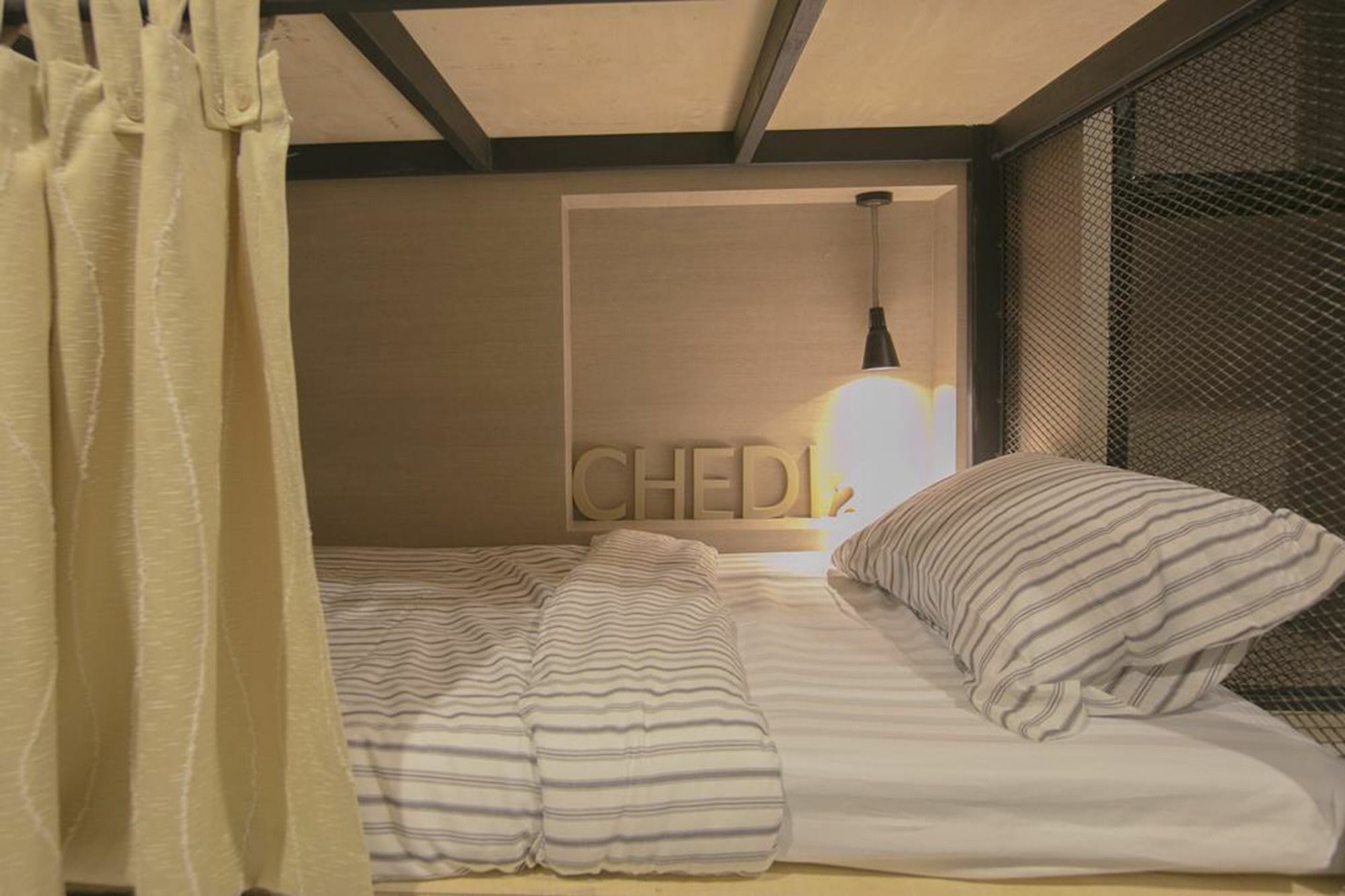 פטצ'אבורי Chedi View Hostel מראה חיצוני תמונה